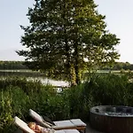 בית נופש Mini House - Nad Samym Jeziorem *