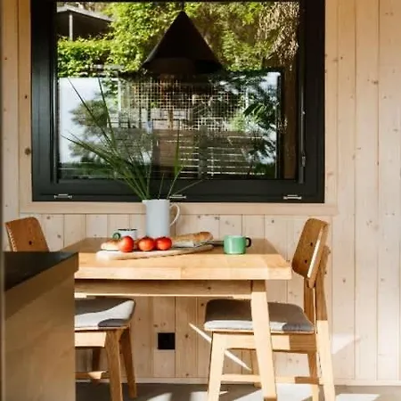 Mini House - Nad Samym Jeziorem Rentyny