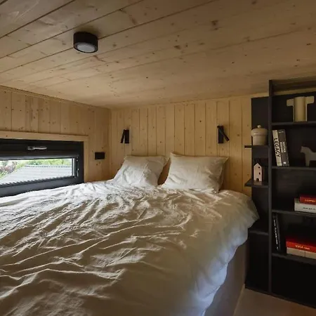 Mini House - Nad Samym Jeziorem
