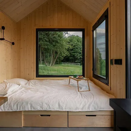 Mini House - Nad Samym Jeziorem 펜션